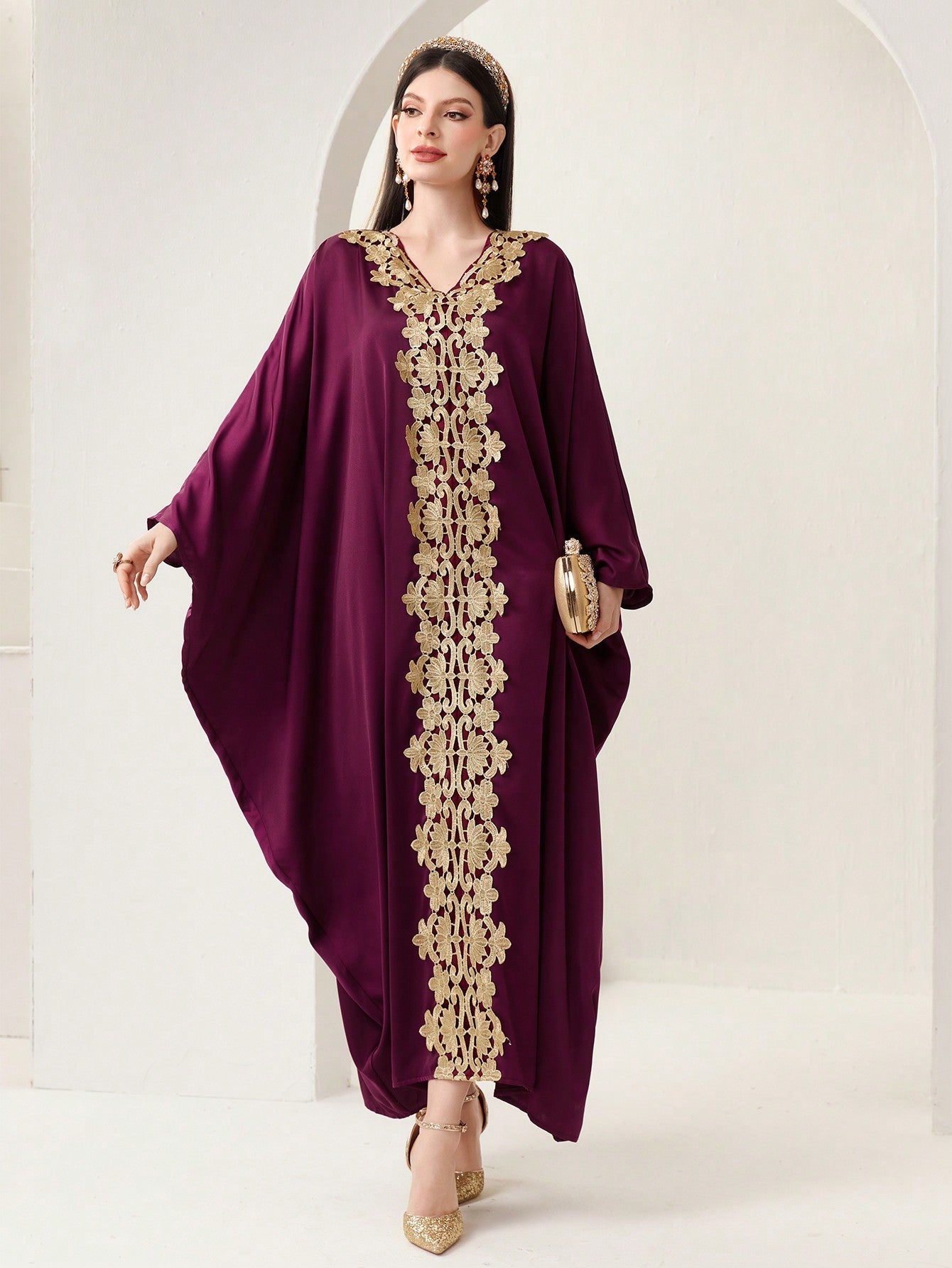 Najma Embroidered Batwing Sleeve Kaftan Long Shirt