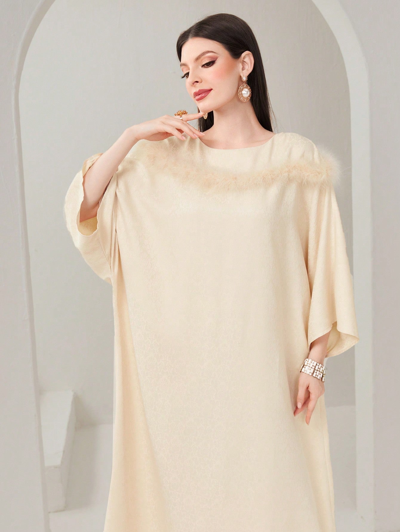 Najma Ladies' Plush Joint Kaftan