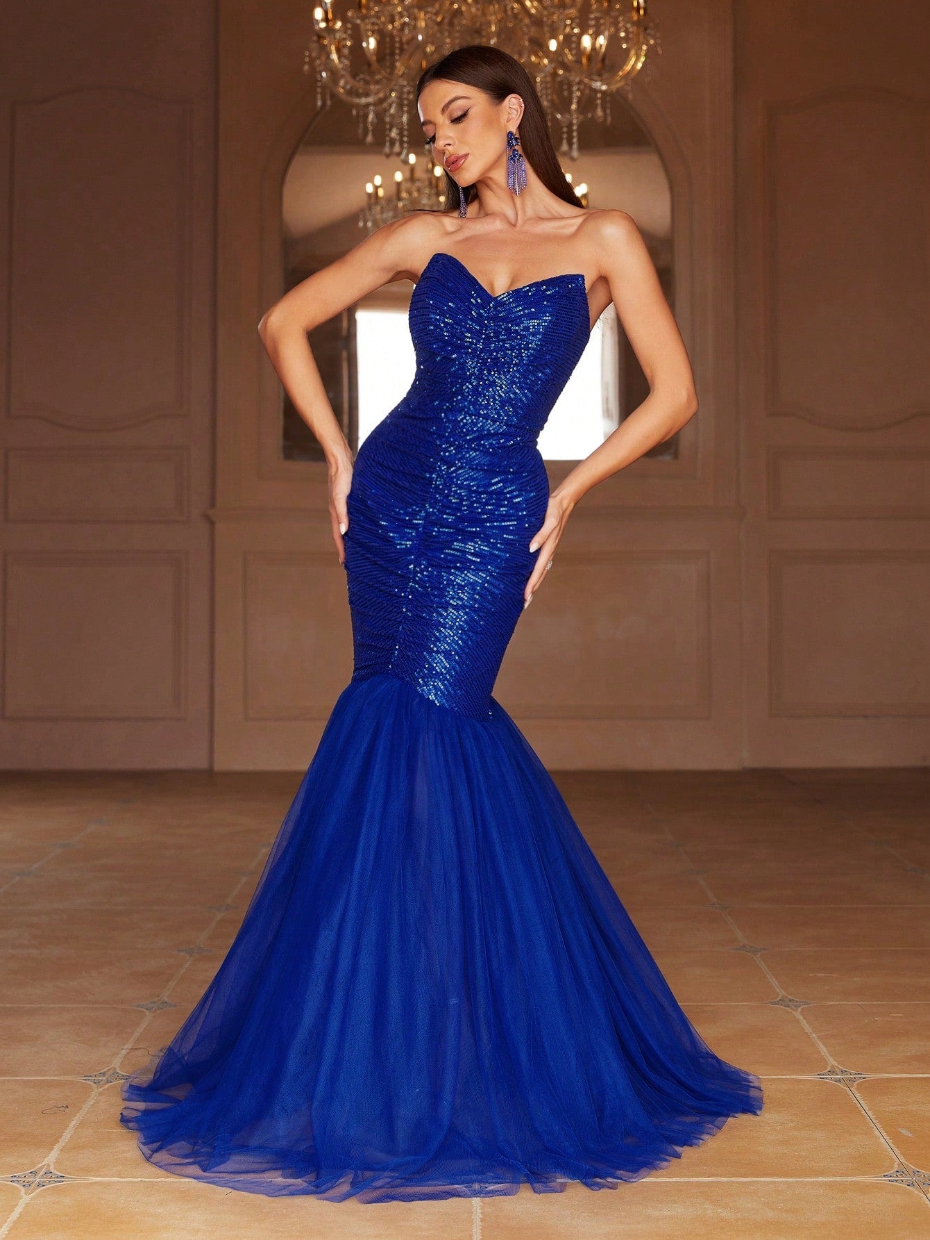 Women's Strapless Mermaid Sequined Evening Dress With Front Pleats