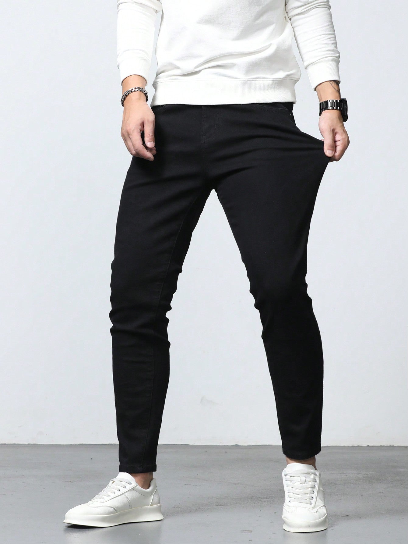 Manfinity Homme Men Cotton Solid Skinny Jeans