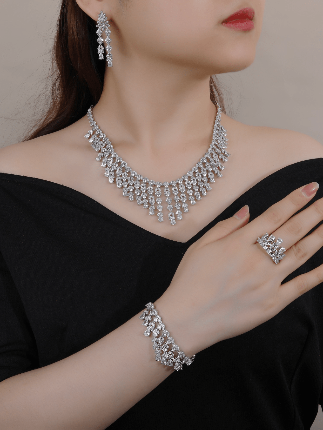 4PCS/Set Dazzling Luxury Rhodium Platinum Plating Tassels AAA Cubic Zirconia Jewelry Set Saudi Arabia Wedding Decor For Women