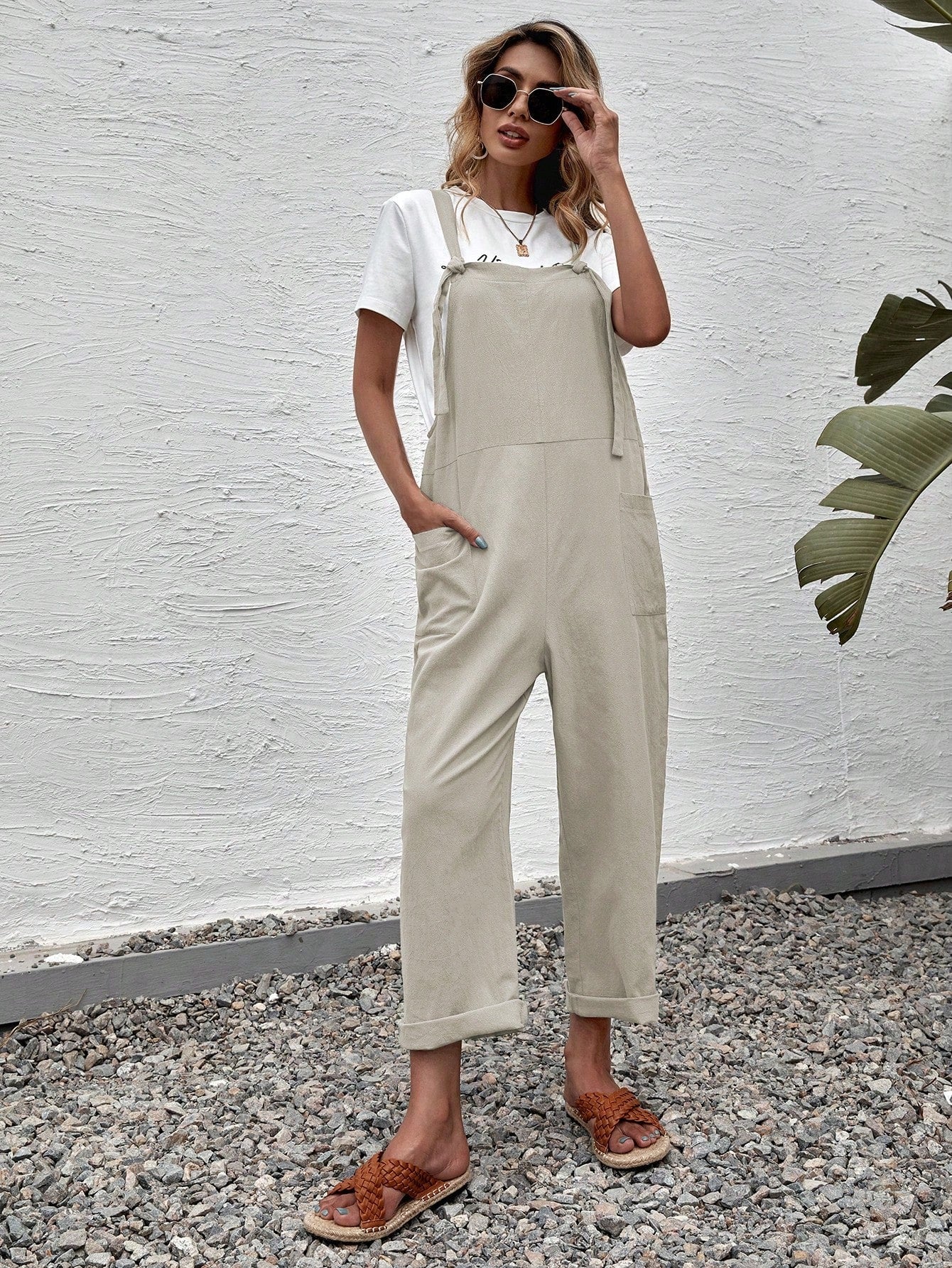 LUNE Solid Dual Pocket Suspender Jumpsuit