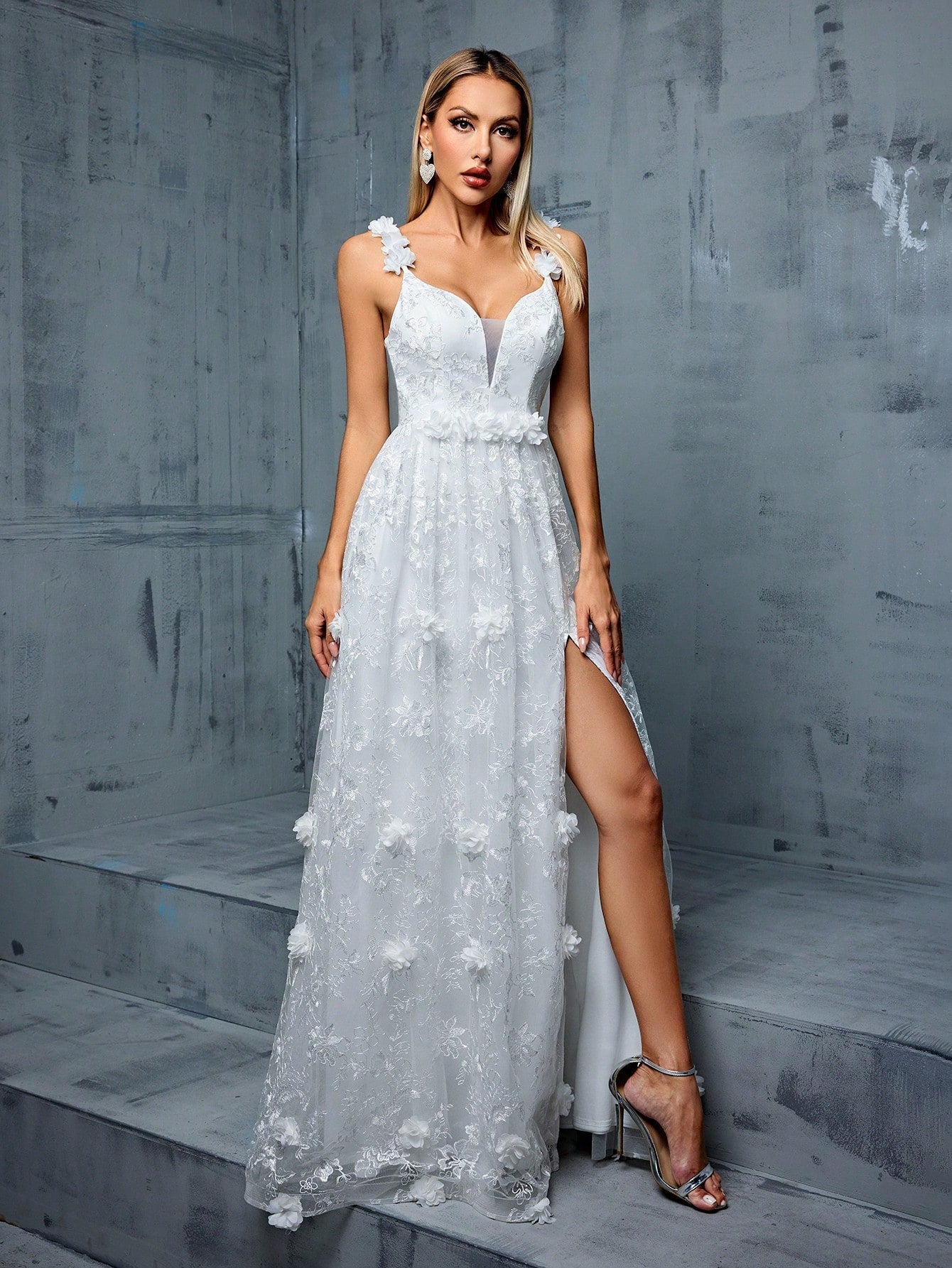 3d Floral Decor Backless Spaghetti Strap Wedding Dress