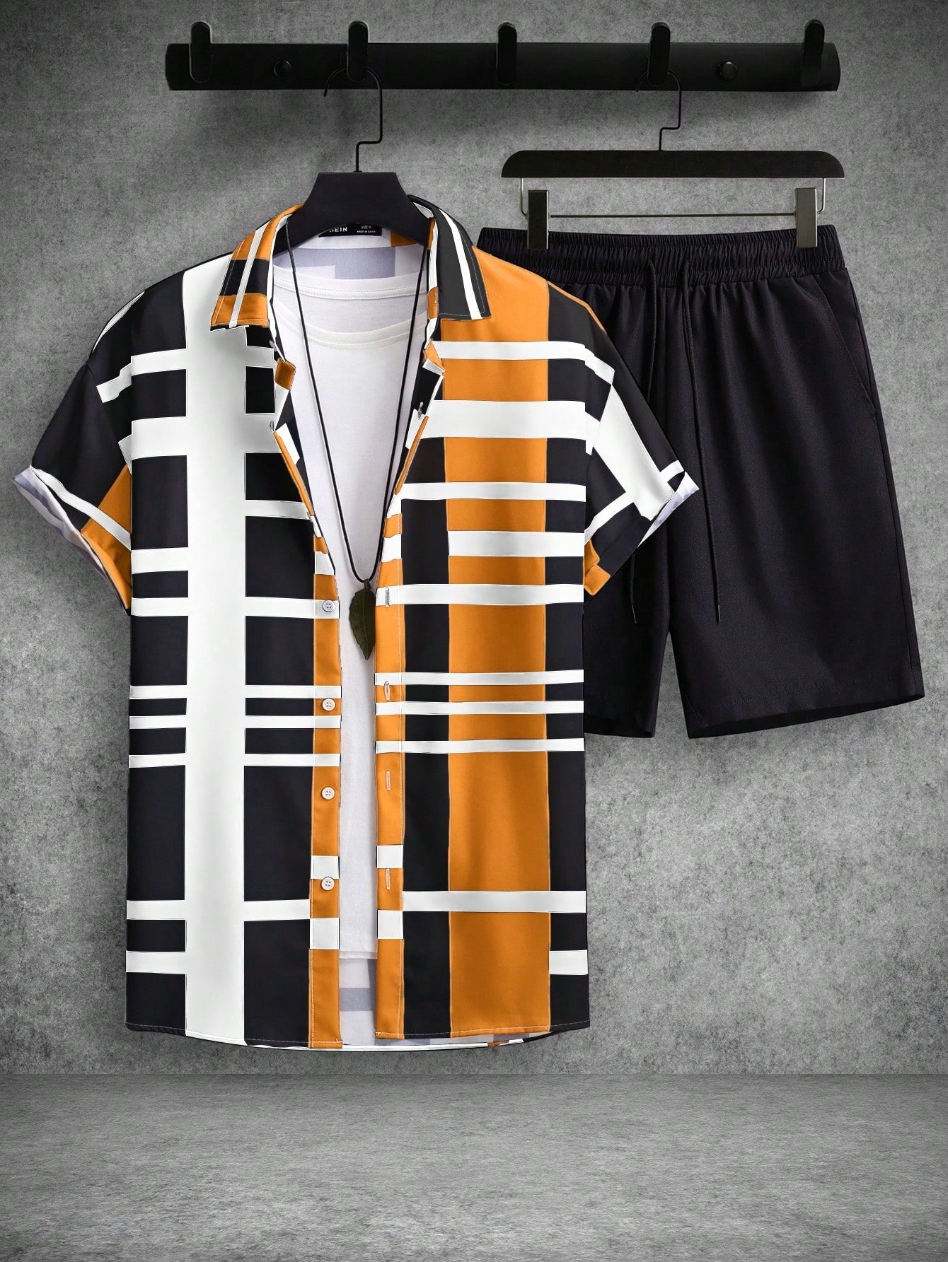 Manfinity Homme Men's Striped Contrasting Two-piece Set