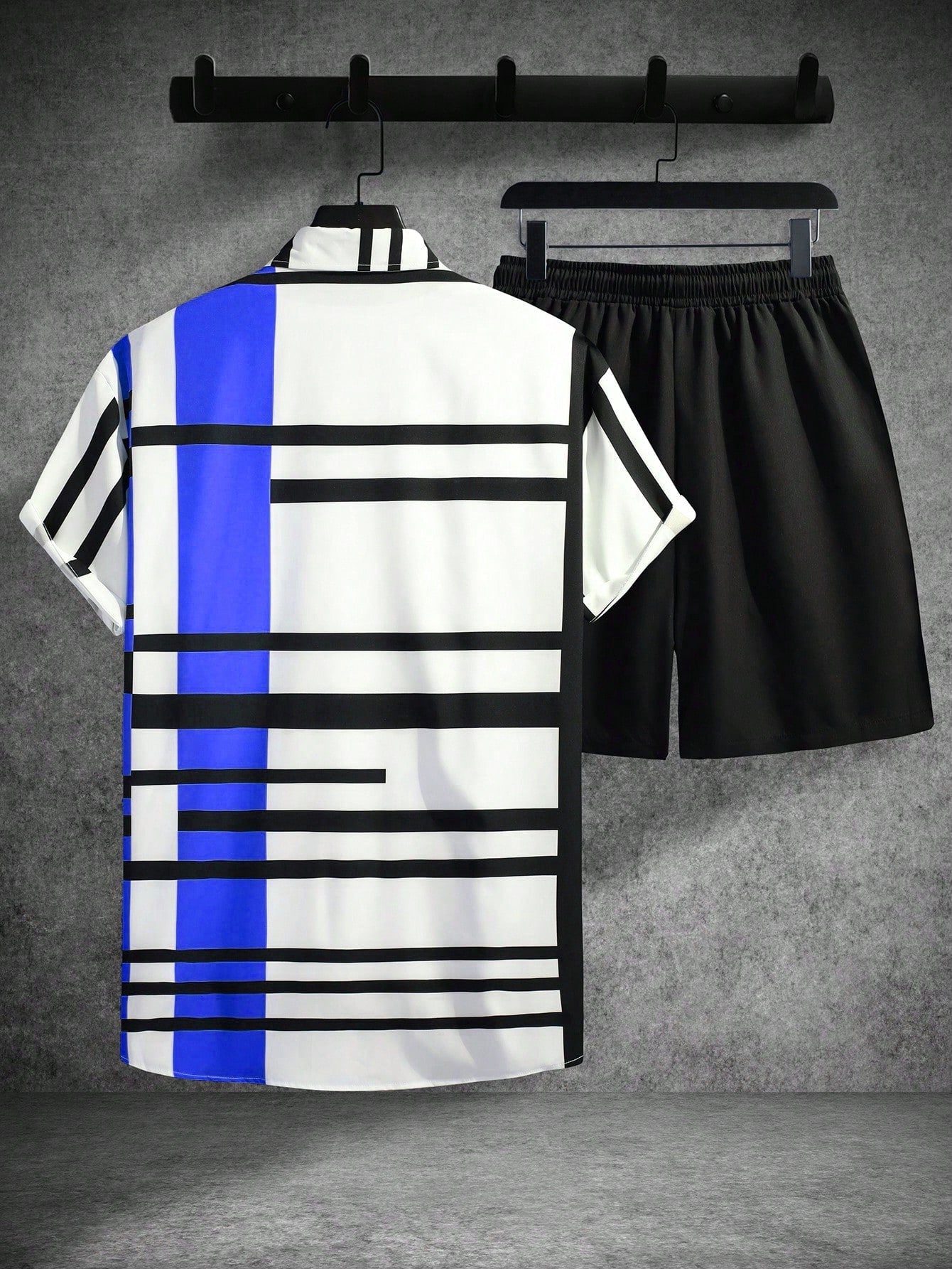 Manfinity Homme Men's Striped Contrasting Two-piece Set