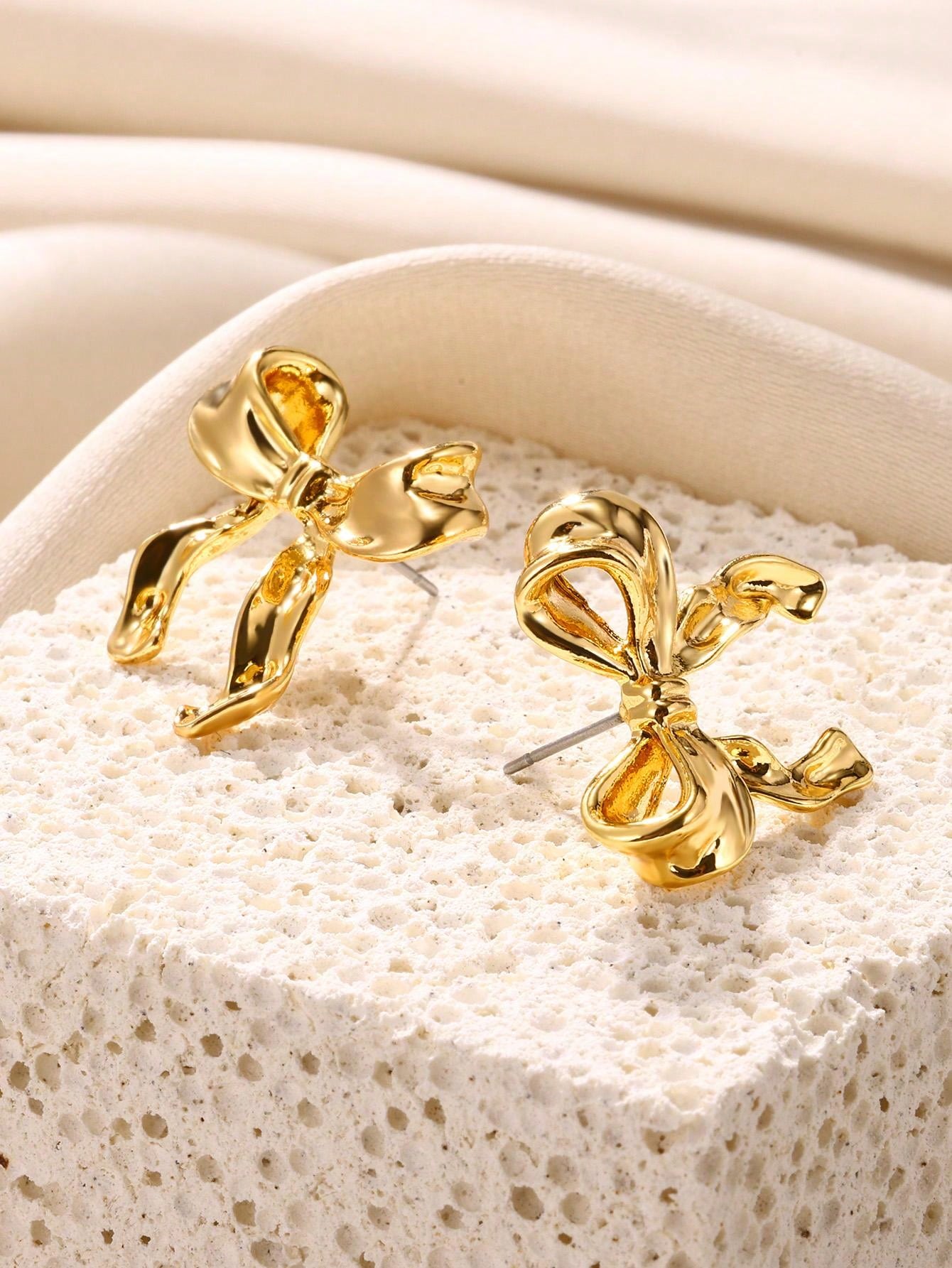 1pair Stainless Steel Gold Color Ribbon Bow Stud Earrings Suitable For Women As Daily Wear And Gift