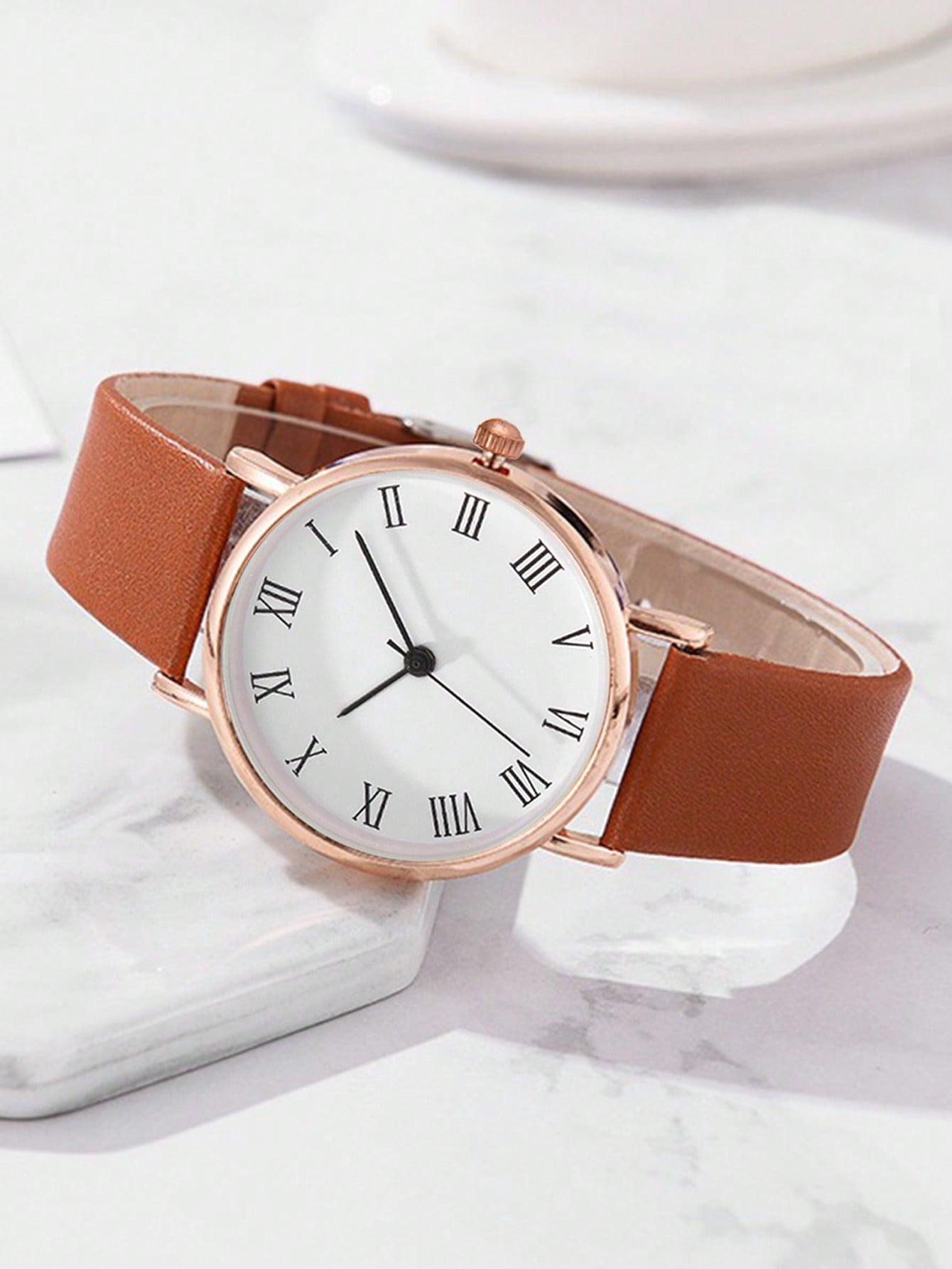 5pcs/Set Fashionable And Cute Ladies Leather Strap Quartz Watch And Bracelet Set