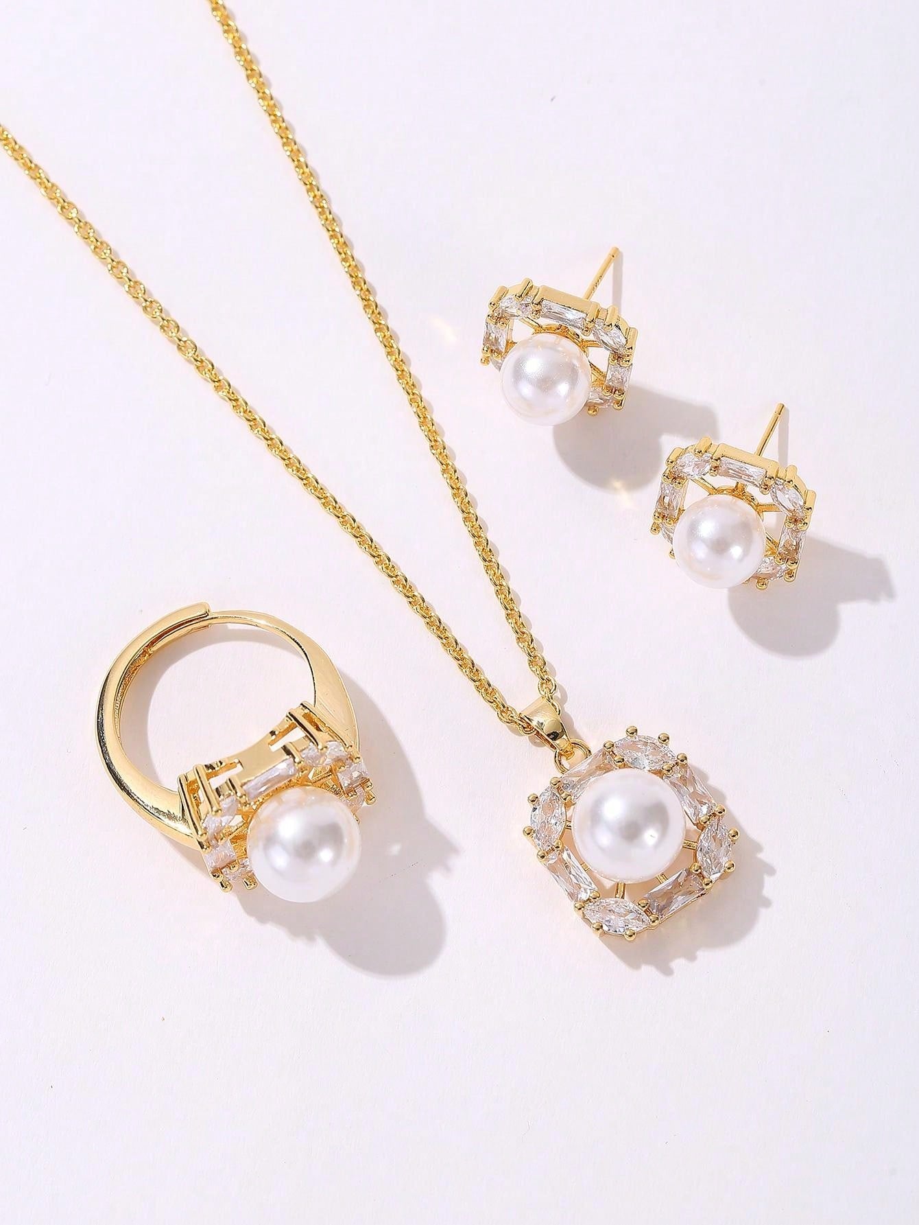 4pcs/Set Korean Style Freshwater Pearl & Zirconia Double Layered 3d Flower Design Gold Plated Copper Alloy Necklace Ring Earrings, Ideal Gift For Females, Particularly Bffs/Colleagues During New Year Festivals