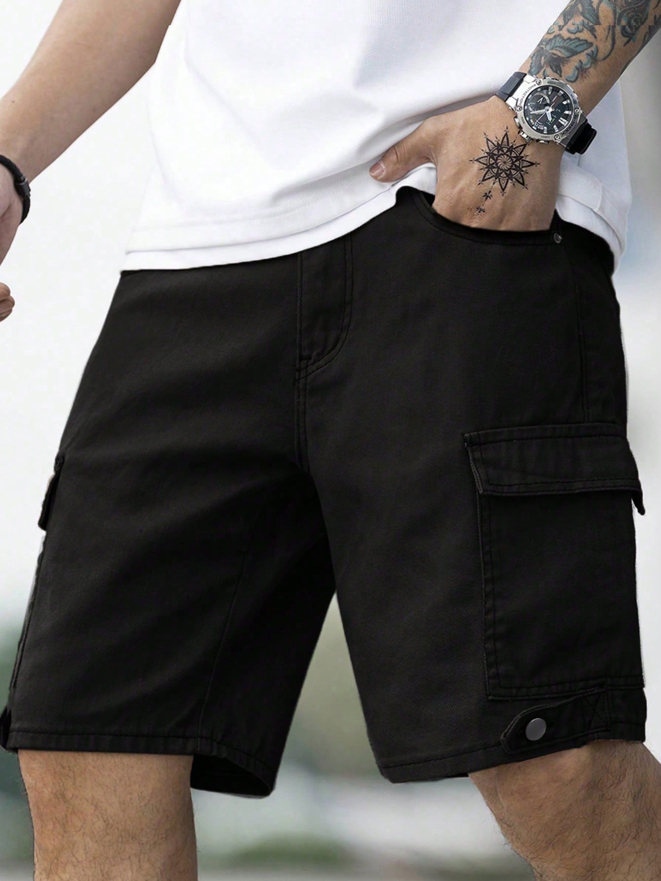 Manfinity Hypemode Men Cotton Flap Pocket Side Bermuda Denim Shorts