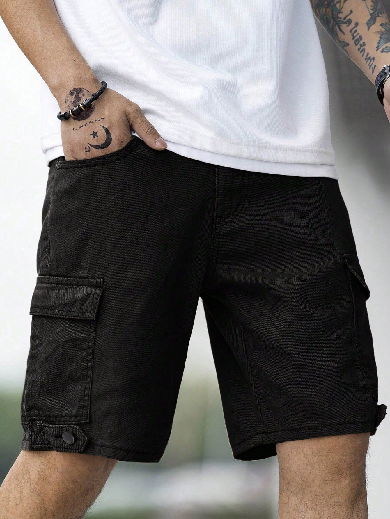 Manfinity Hypemode Men Cotton Flap Pocket Side Bermuda Denim Shorts