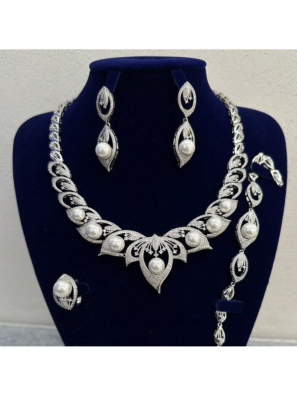 4pcs/Set Shiny Cubic Zirconia Bridal Jewelry Set Including Pearl Necklace, Earrings, Ring And Bracelet, /Saudi Arabia Women'S Wedding Accessories