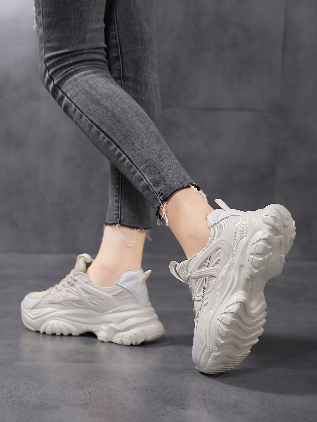 Women's Chunky Shoes 2023 Autumn New Personality Splicing Comfortable Shoes Popular Thick-soled Casual Sports Shoes