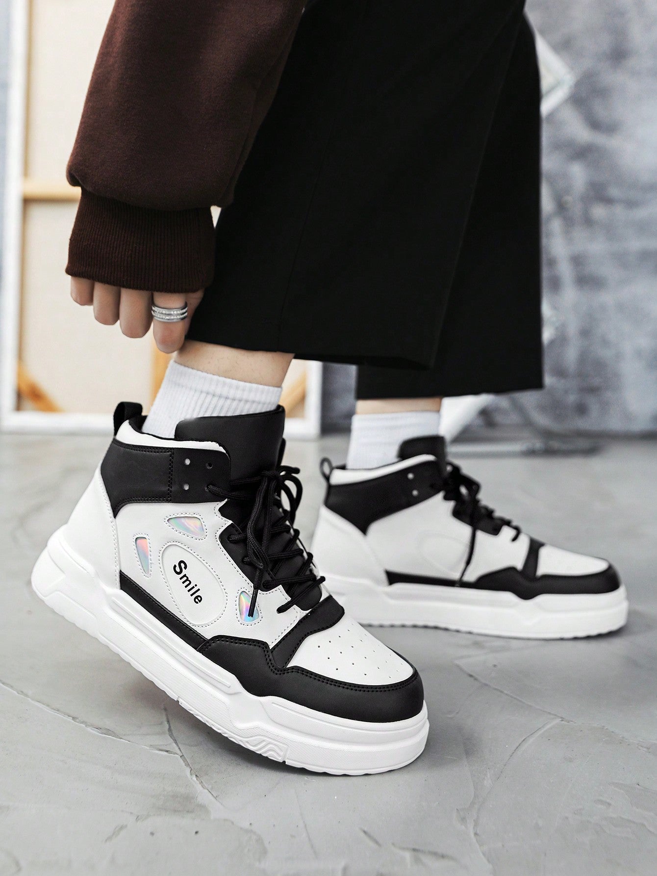 Men's High Top Colorblock Letter Pattern Sneakers With Laser Detail And Front Strap, Outdoor Thick Sole Skate Shoes