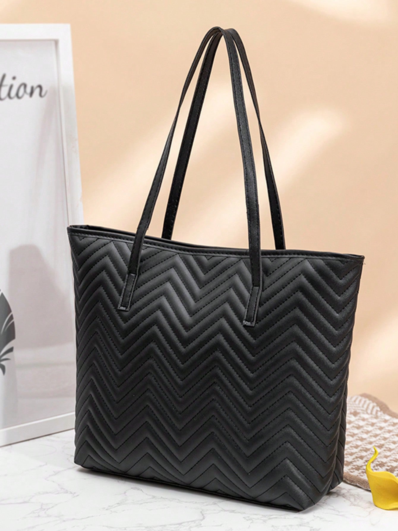 Women's Large Capacity Simple Stitching Tote Bag Large Capacity Quilted Tote Bag Solid Color Simple Shoulder Bag Womens Fashion Handbag Purse for Commute