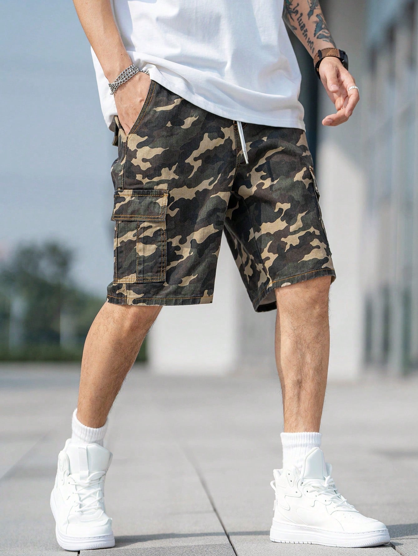 Manfinity EMRG Men'S Camouflage Print Drawstring Utility Denim Shorts