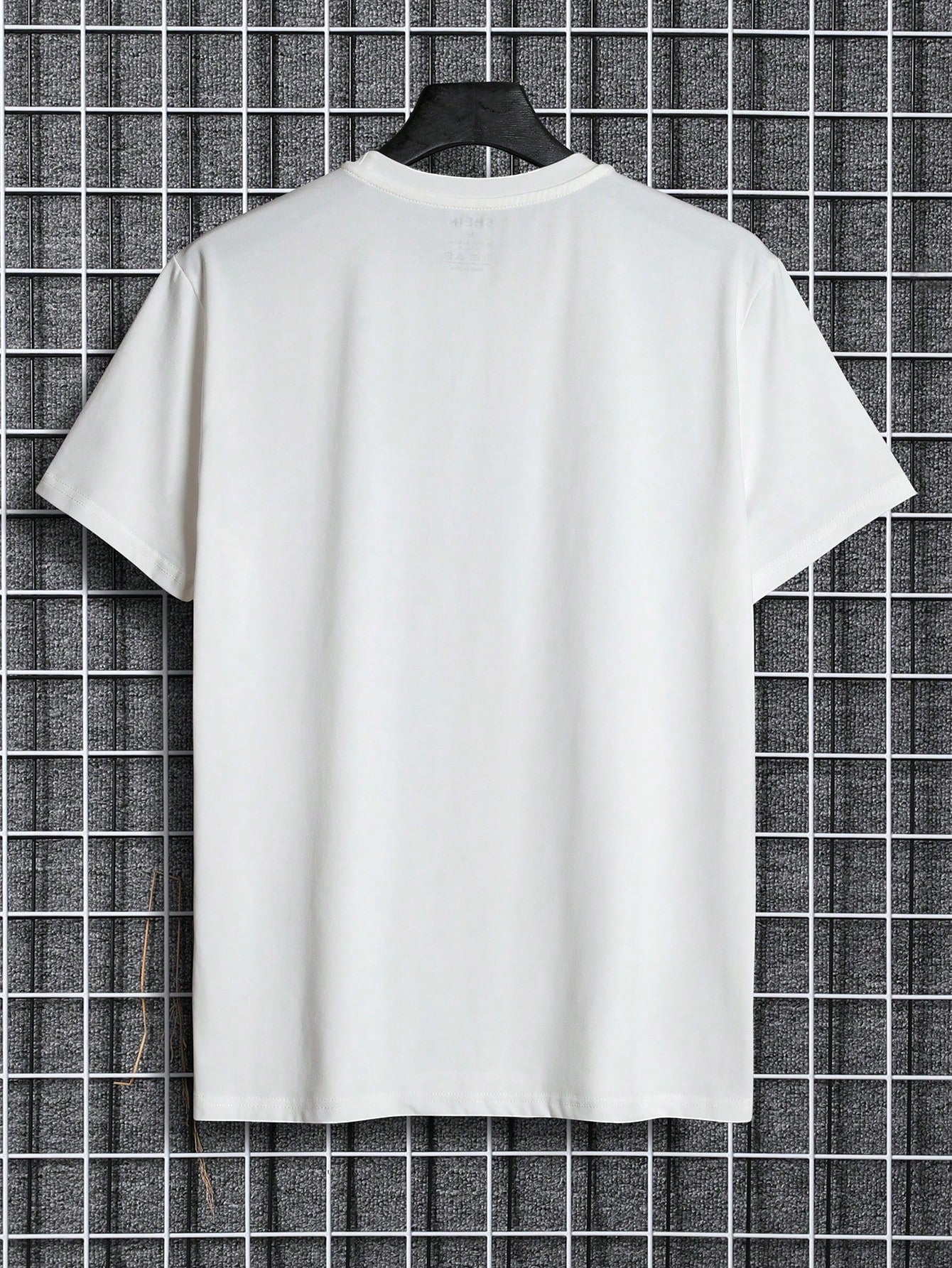 Men Graphic Print Tee