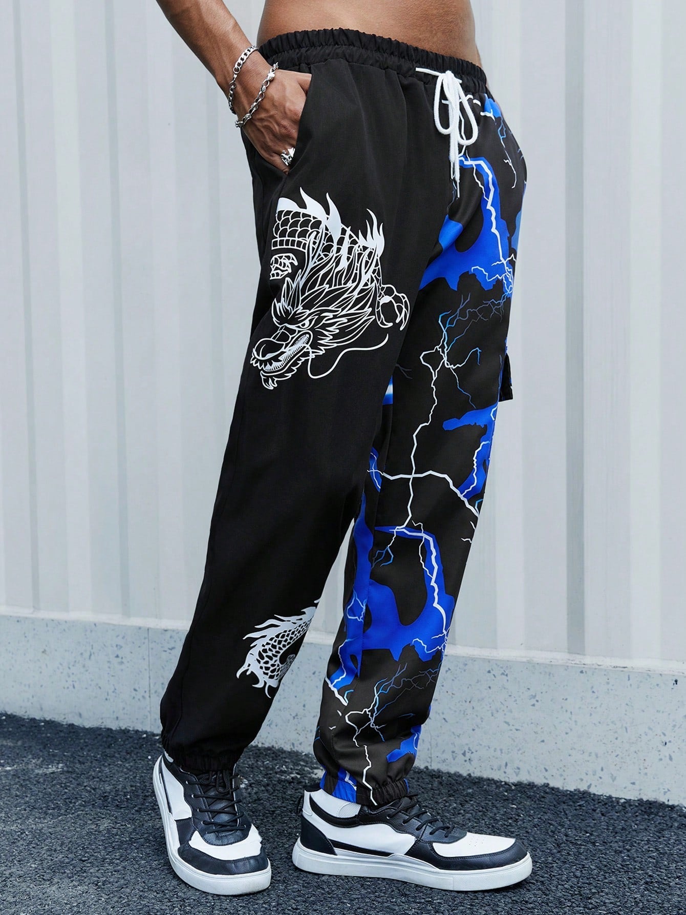 ROMWE Anime Men'S Drawstring Waist Long Pants With Dragon & Lightning Print