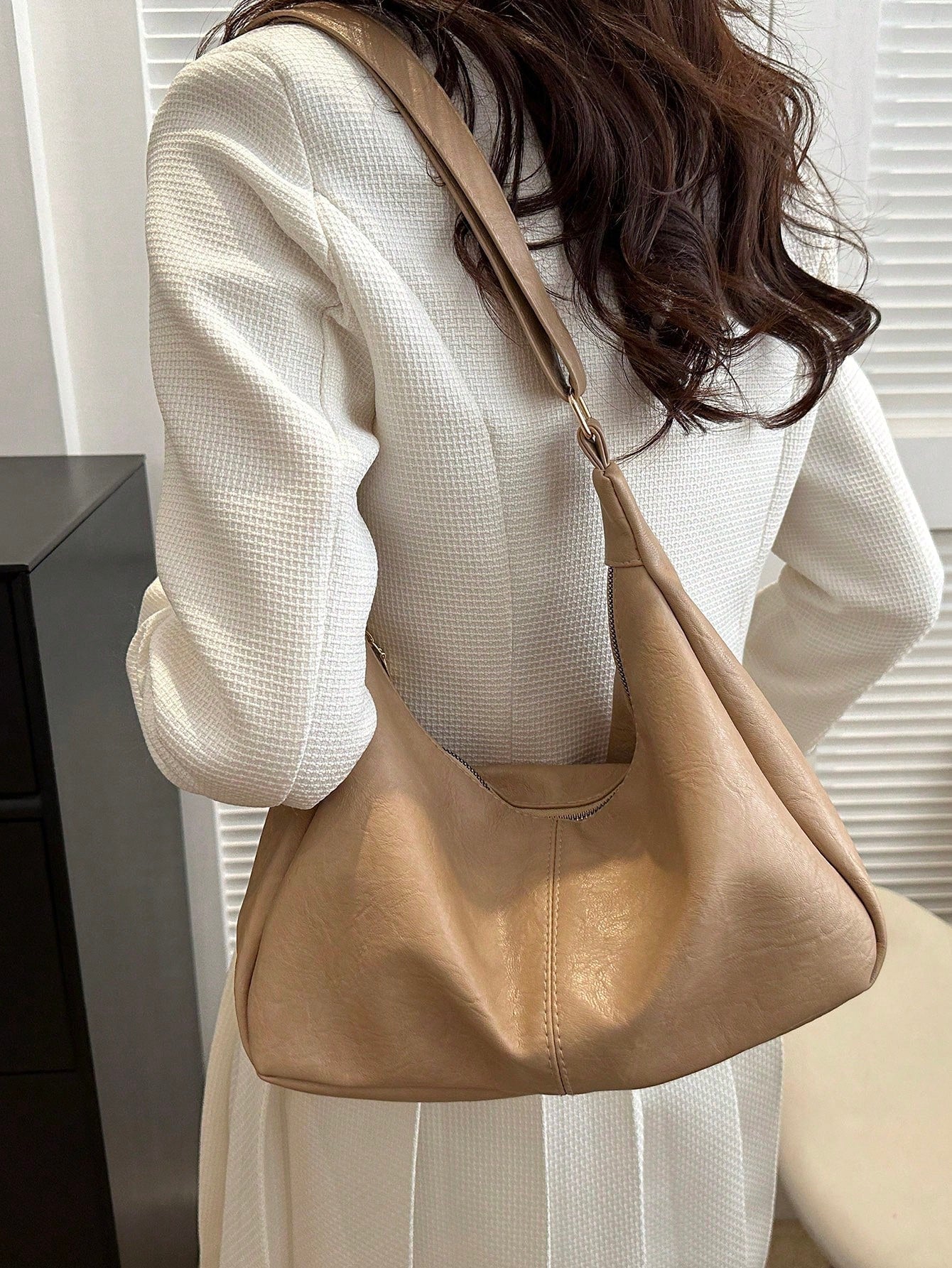 Minimalist Hobo Bag Medium Pu For Teen Girls Women College Students,Rookies & White-collar Workers Perfect for Office,Work ,Business,Commute Best Work Bag for Women