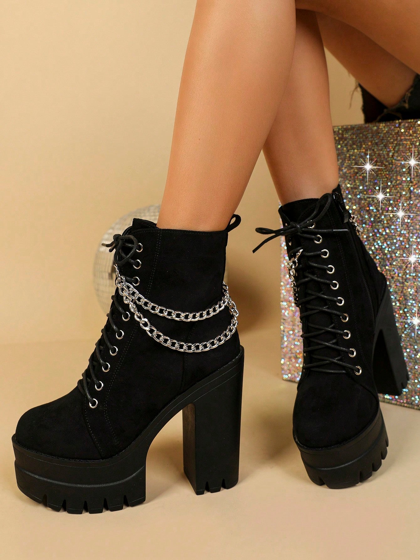 Women's Ankle Boots & Short Boots Fashionable High Heel Chain & Platform & Chunky Boots