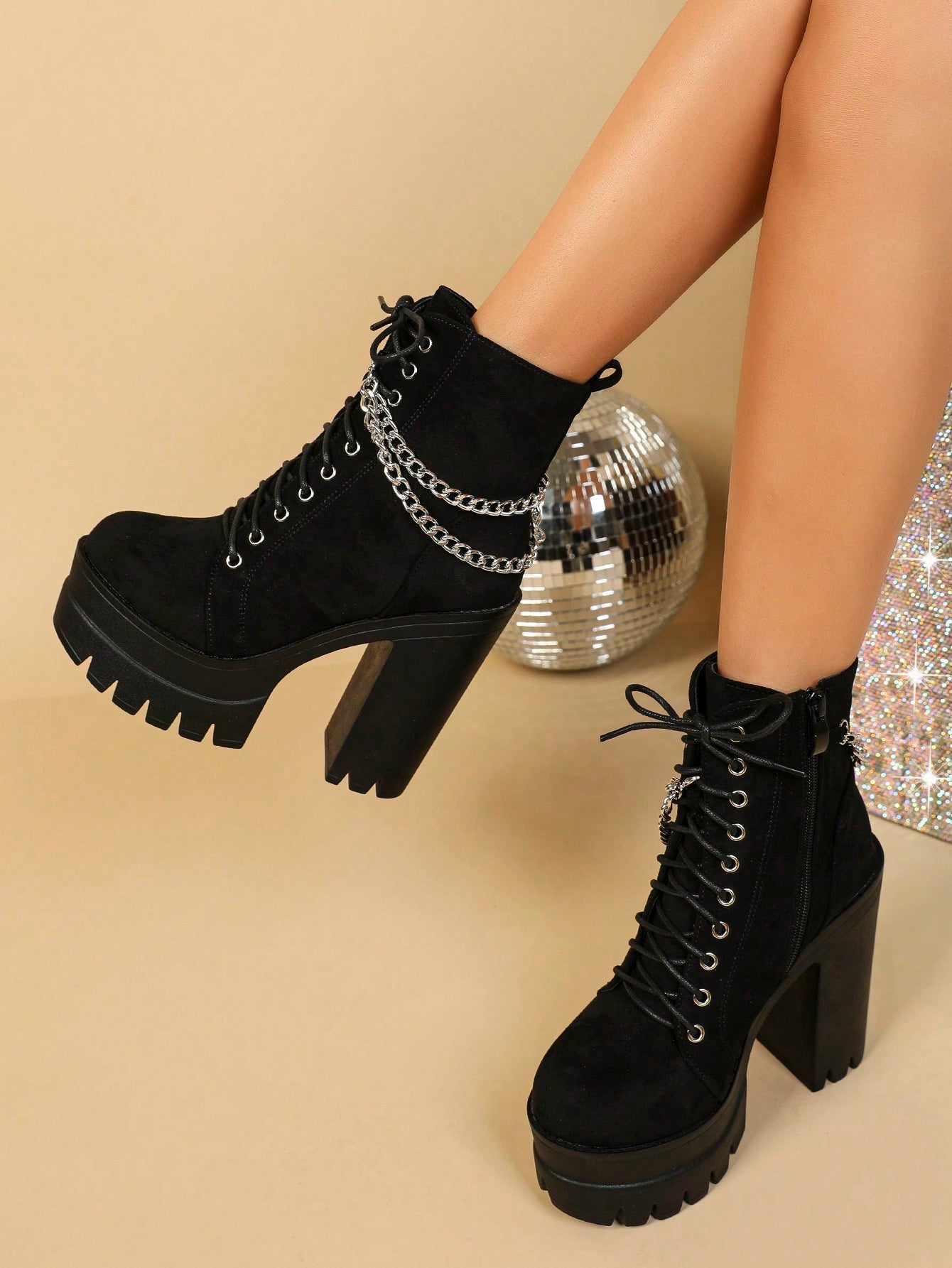 Women's Ankle Boots & Short Boots Fashionable High Heel Chain & Platform & Chunky Boots