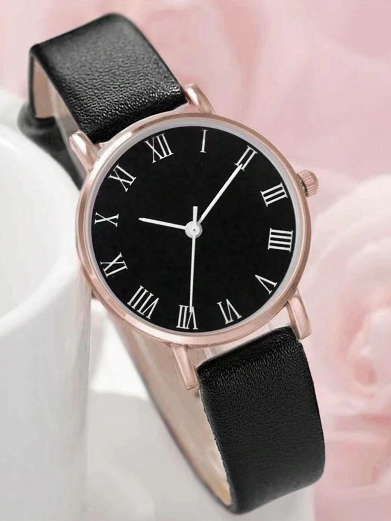 5pcs/Set Fashionable And Cute Ladies Leather Strap Quartz Watch And Bracelet Set