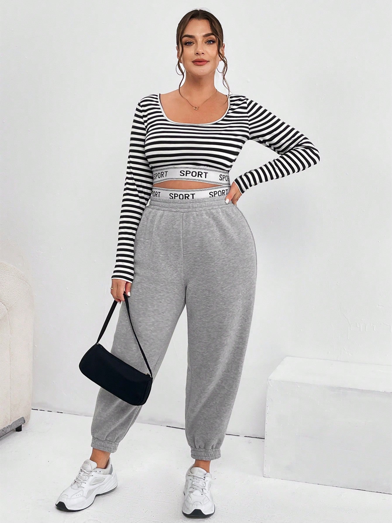 Essnce Plus Size Women's Fashionable Sports Casual New Striped Letter U-Neck T-Shirt And Sports Letter Waistband Leg Sweatpants Split Spring And Summer Clothing 2-Piece Set