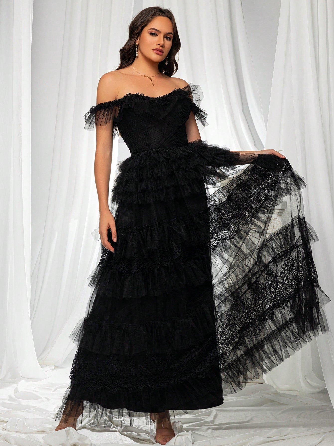 Women'S Black Cold-Shoulder Multi-Layered Tulle Evening Dress