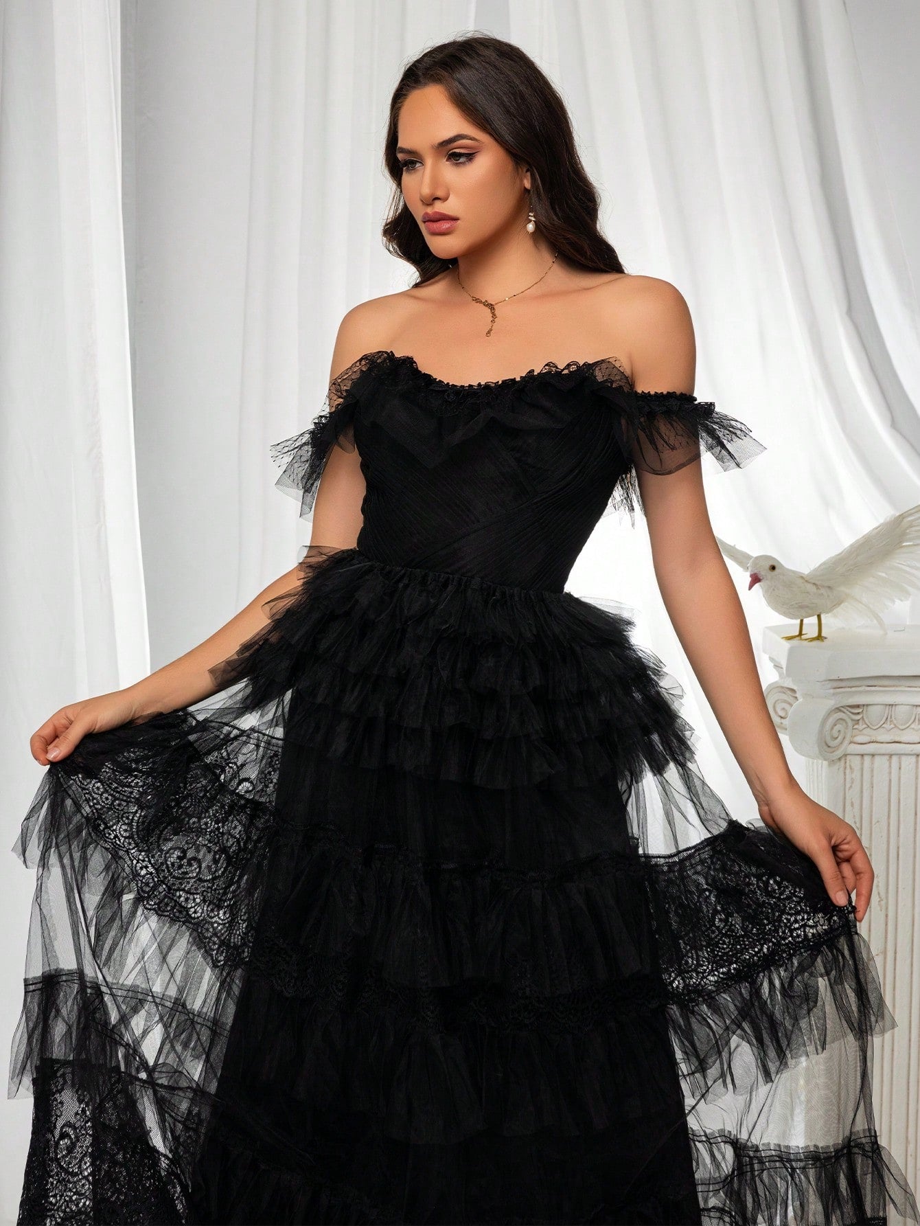 Women'S Black Cold-Shoulder Multi-Layered Tulle Evening Dress