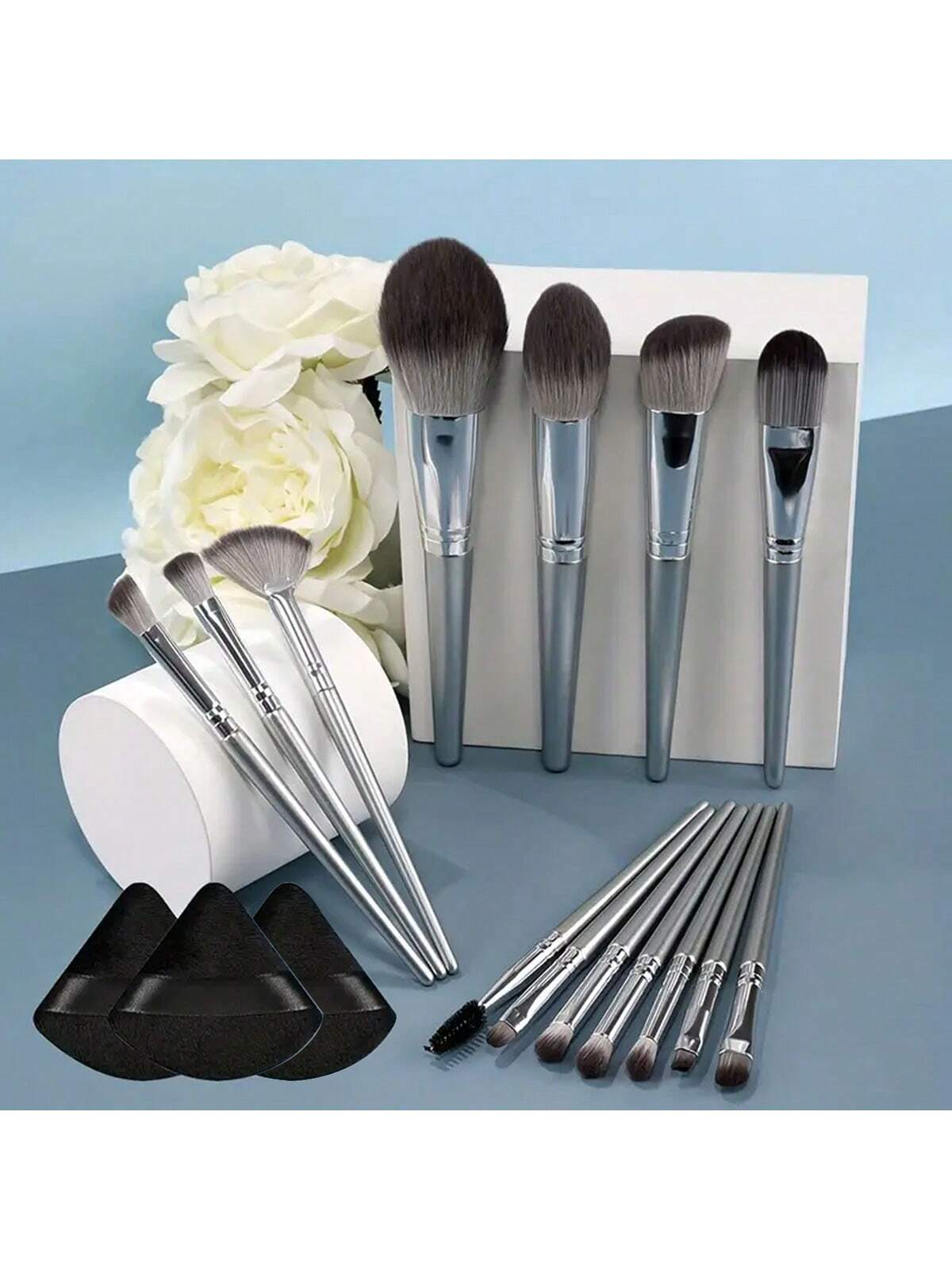 14pcs Makeup Brush & 3pcs Black Powder Puff Set, Soft Bristles For Beginners, Suitable For Blush, Foundation, Eyeshadow, Highlighter, Including 3 Different Shapes Of Powder Puff (Triangle, Fan, Sponge)