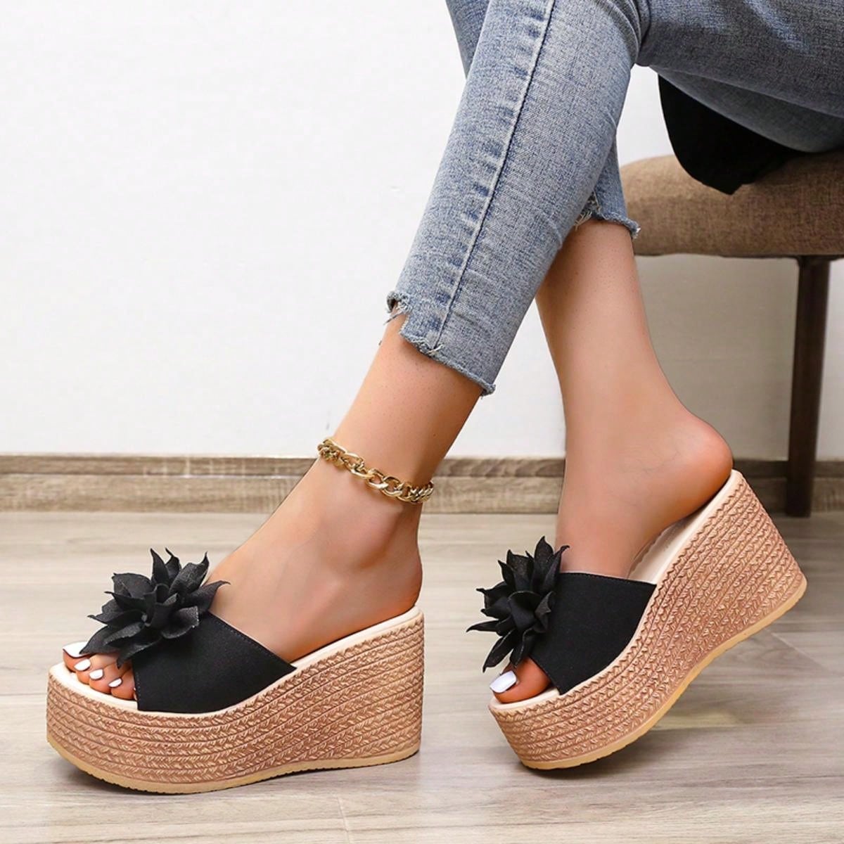 New Spring & Summer Black Platform Wedge Sandals For Women With Thick Sole, Non-Slip Water-Resistant Bottom, Large Size, Floral Decor, Bohemian Style, Open Toe, Peep Toe, Beach Vacation Slippers