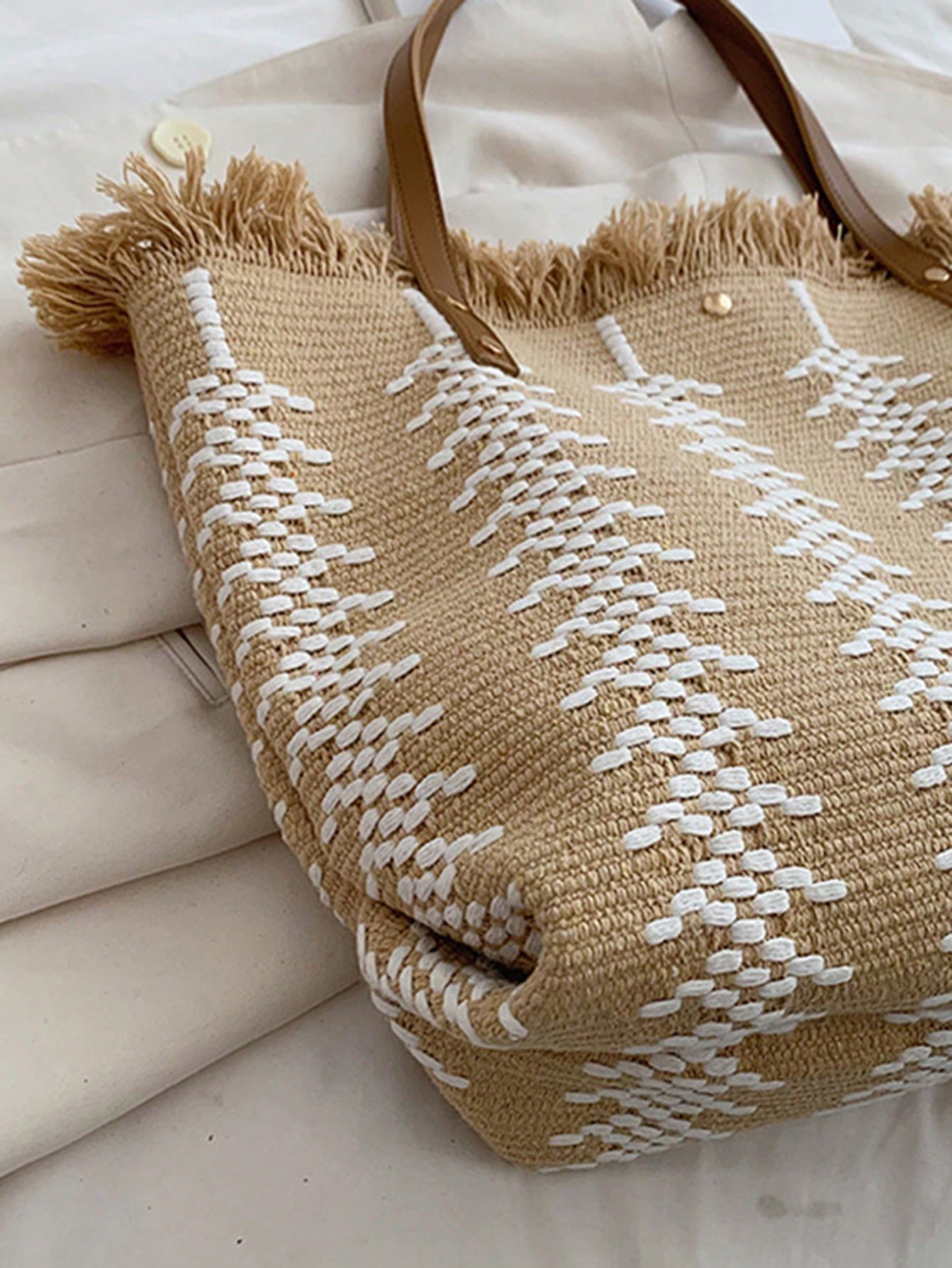 Straw Fringed Large Capacity Tote Bag, Lightweight Fashion Shoulder Bag, Exquisite Summer Beach Bag