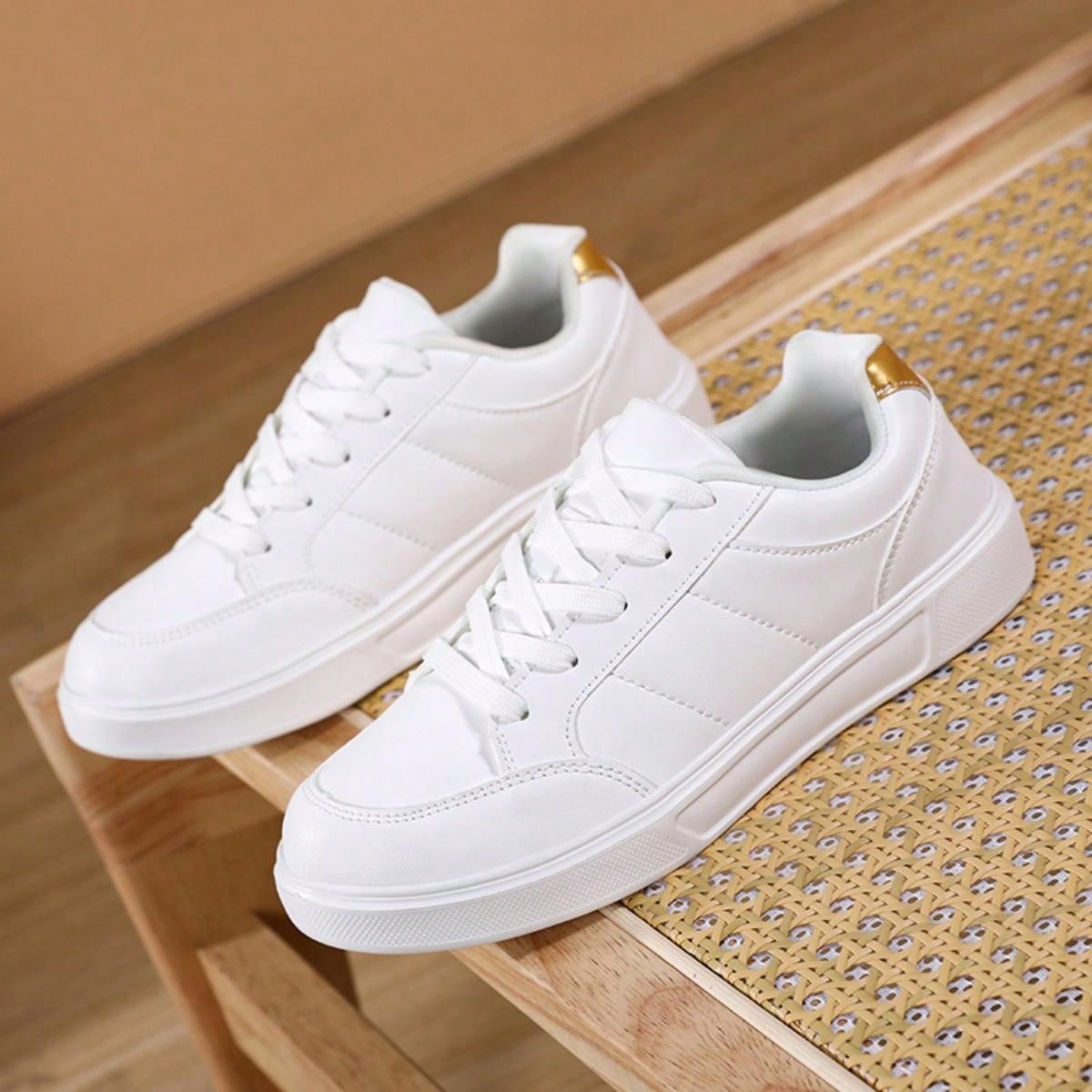 Women's White Leather Flat Casual Shoes, Fashionable, Durable, Comfortable Sneakers For Students