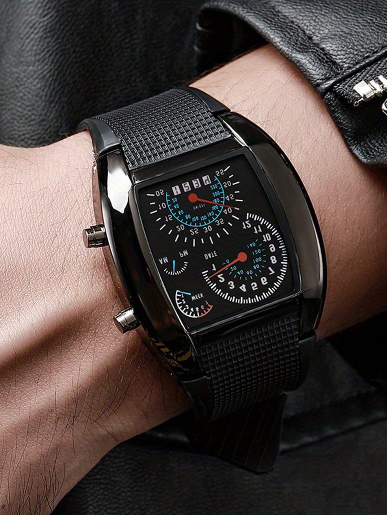 Men Rubber Strap Electronic Watch