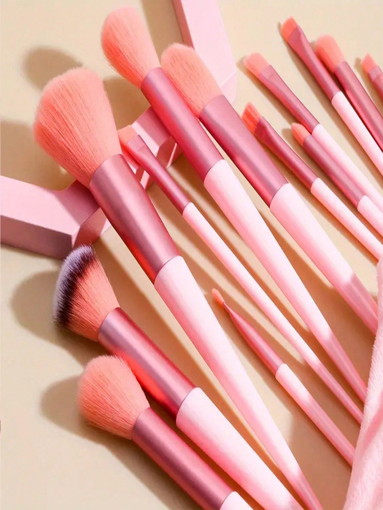 13pcs Violet Makeup Brush Set And Storage Bag Brush Bristles Soft 13 Blush Eyeshadow Concealer Foundation Loose Powder Highlighter Brush Eyebrow Brush Lip Brush Concealer Brush Beginner Makeup Kit Perfect Gift For Valentine'S Day