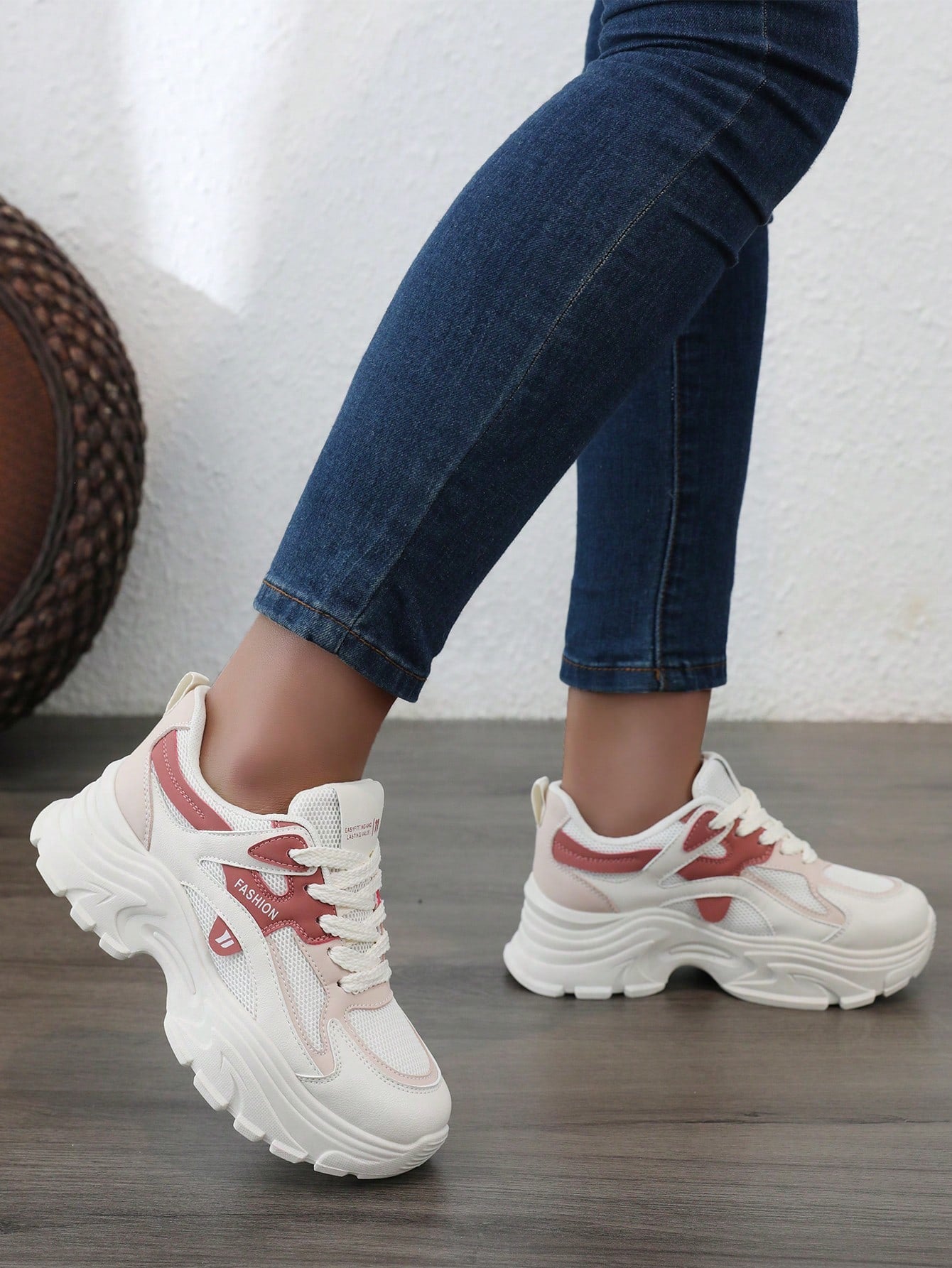 Women's Mesh Sneakers, Lace-Up Breathable Thick-Soled Sports Shoes With Height Increase Function, Multifunctional Low-Top Chunky Shoes