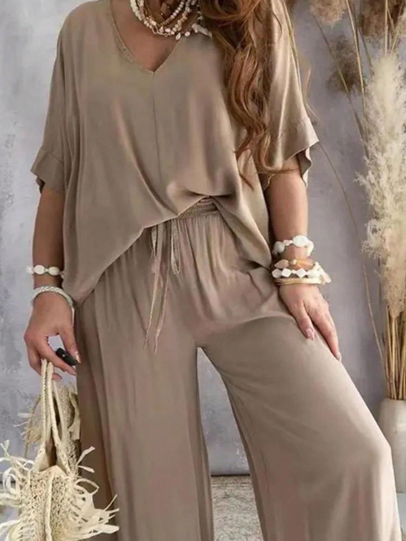 LUNE Plus Size Solid Color V Neck Top And Pants Set