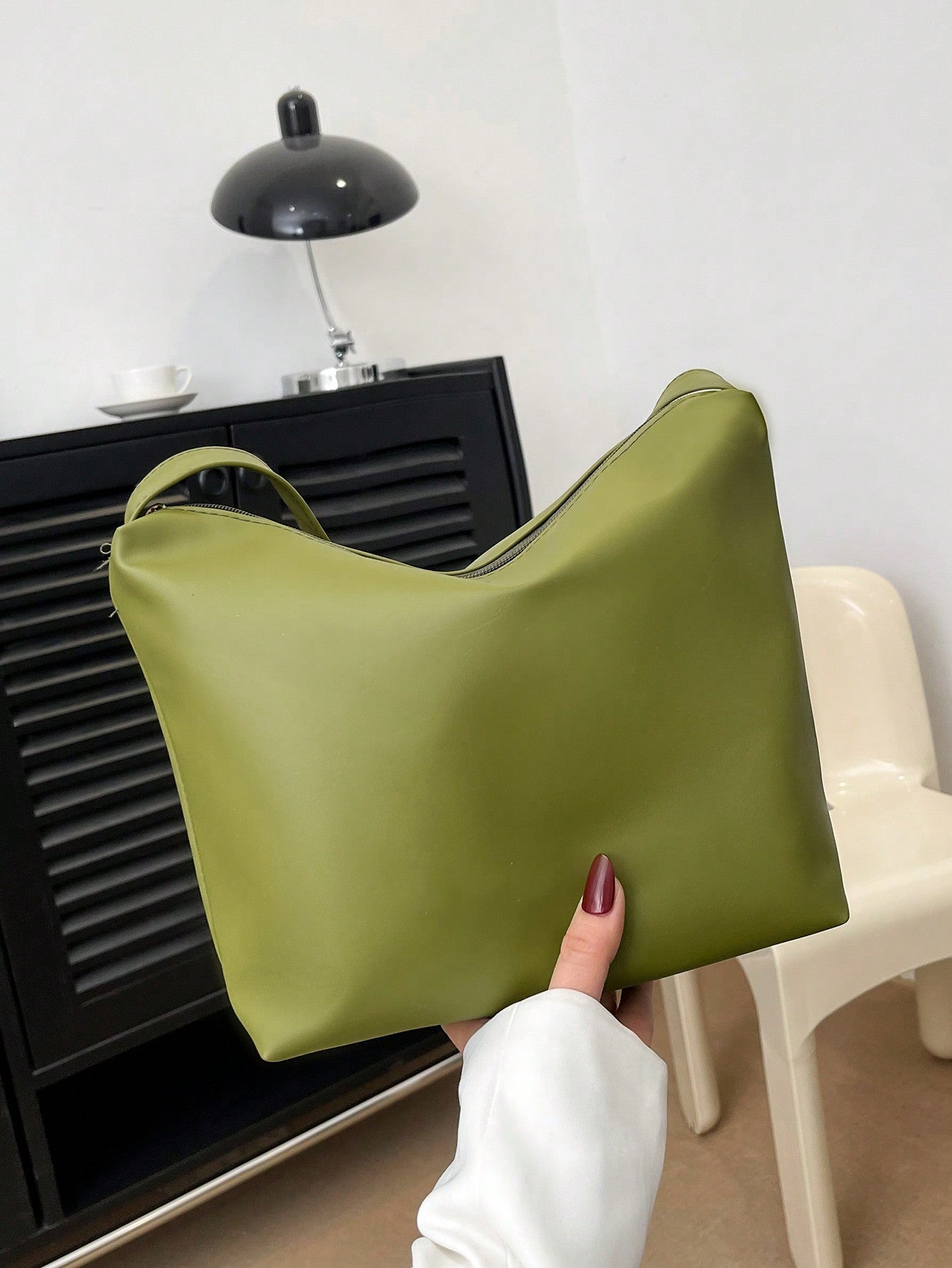 Simple And Fashionable Tote Bag For Women