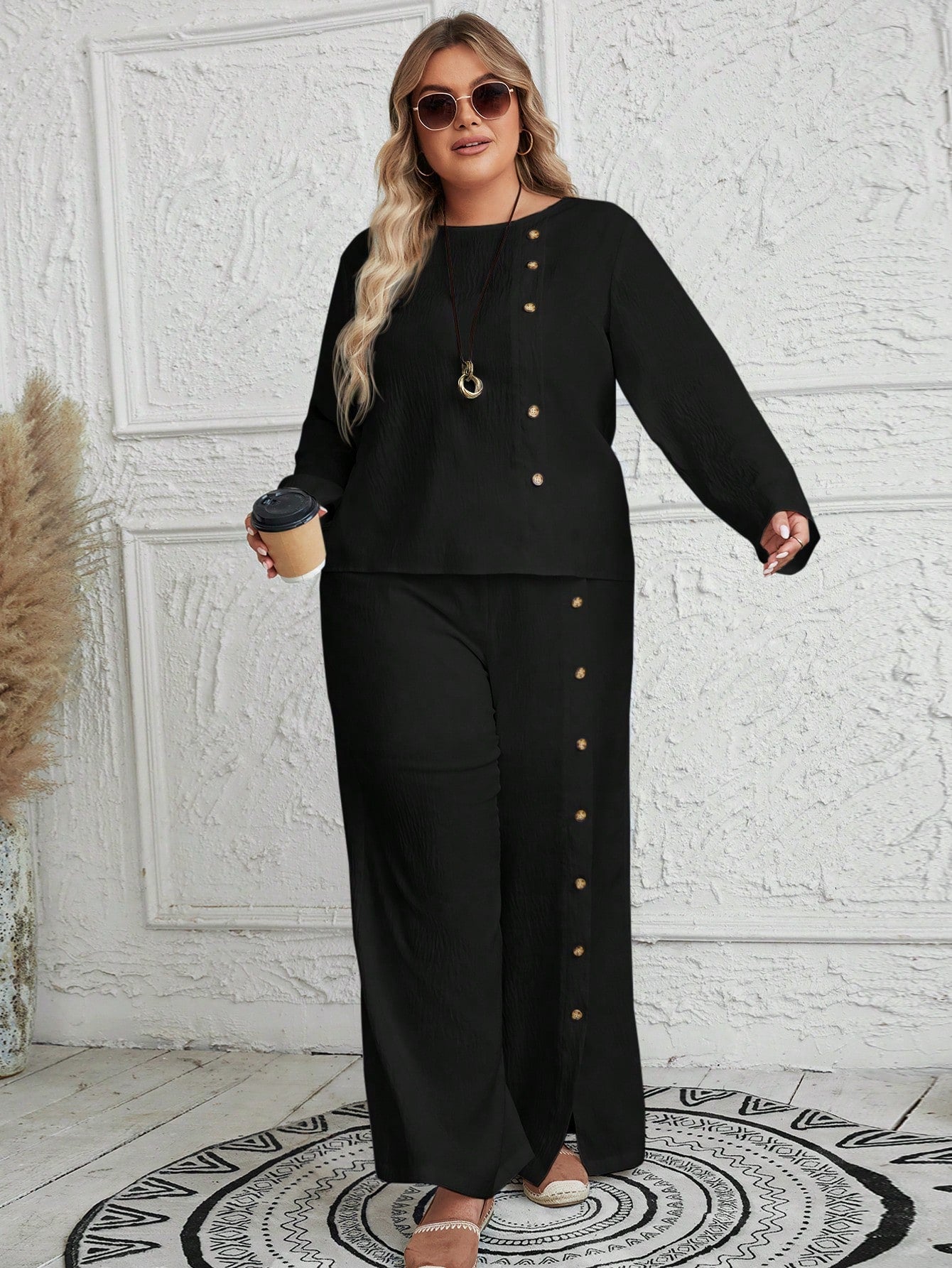 EMERY ROSE Plus Size Women's Button Decorated Long Sleeve Top And Pants Two-Piece Set