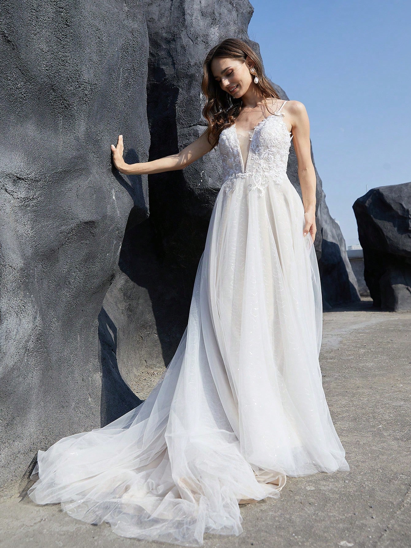 Ladies' Long Lace Spliced Wedding Dress